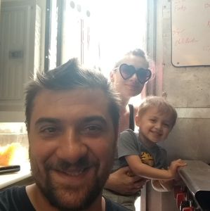 Meet your Posher, Leonard